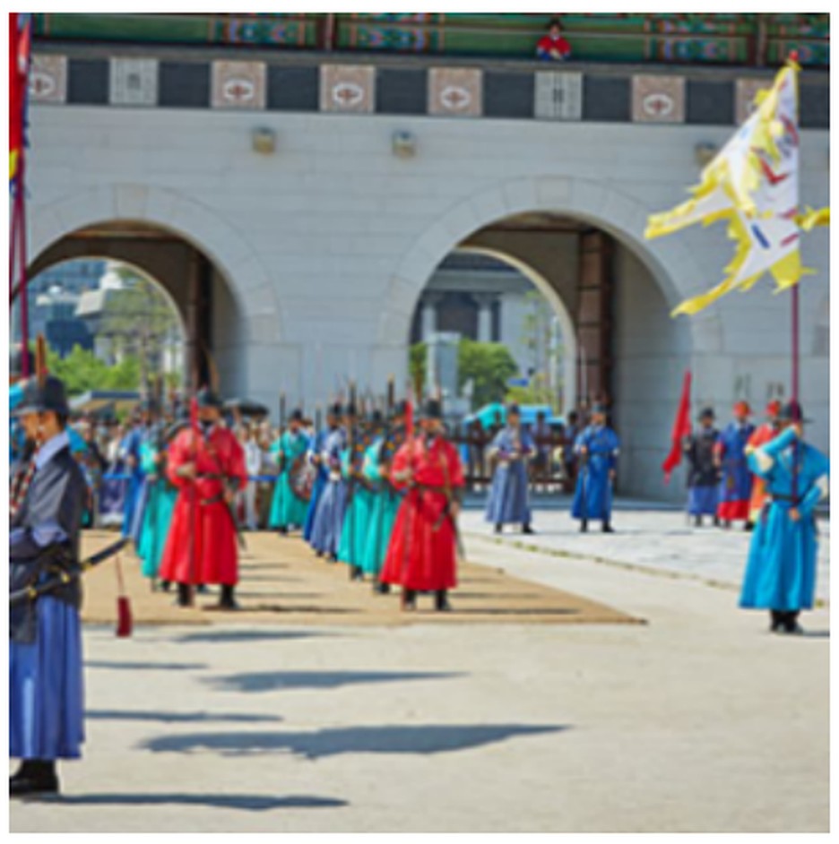 Royal Guard Changing Ceremony at Gwanghwamun Gate